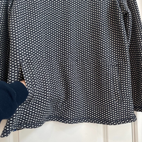 Talbots size Large Dark Navy Blue and White Dotted Knit Style Athleisure Top - Picture 3 of 5